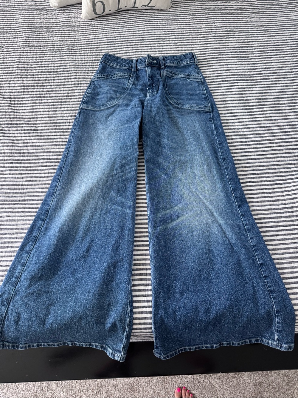 Pilcro Wide-Leg Flared Jeans in Medium Blue Wash